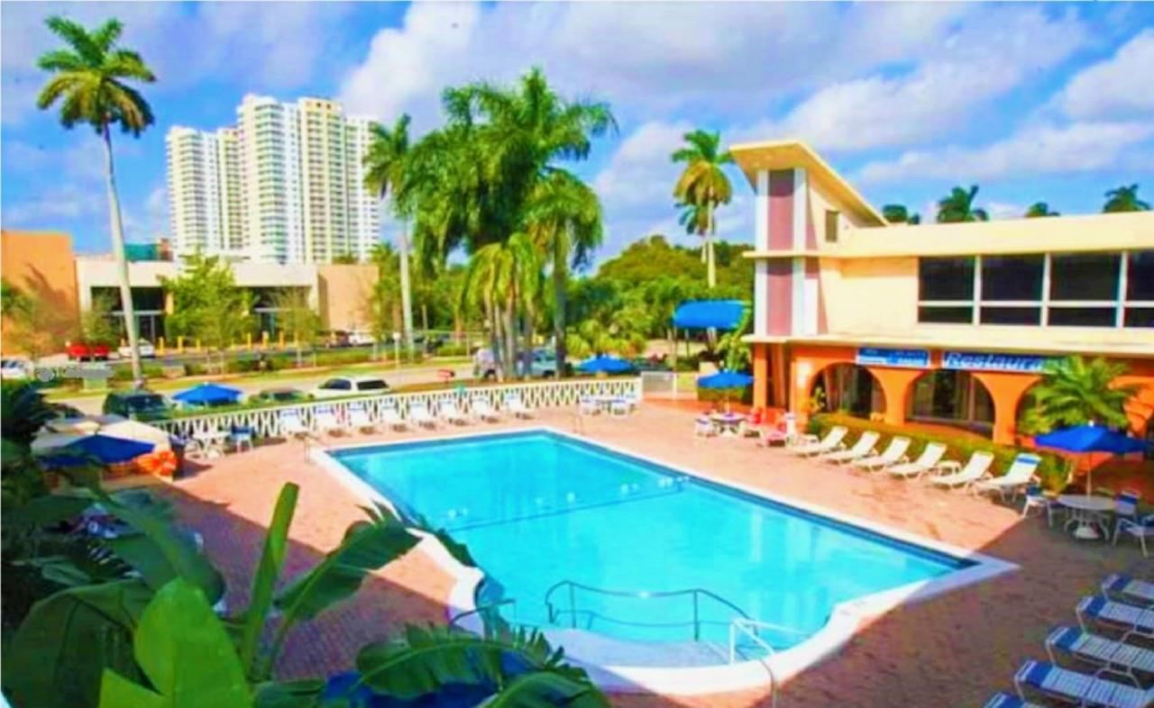 Хостел Bposhtels Hollywood Florida Екстер'єр фото